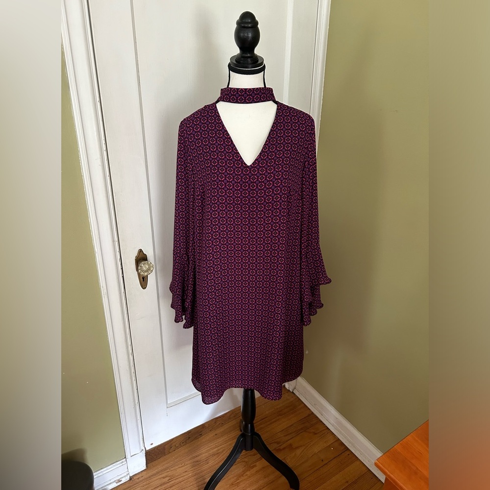 Cece sz 6 Bell Sleeve Mini Dress